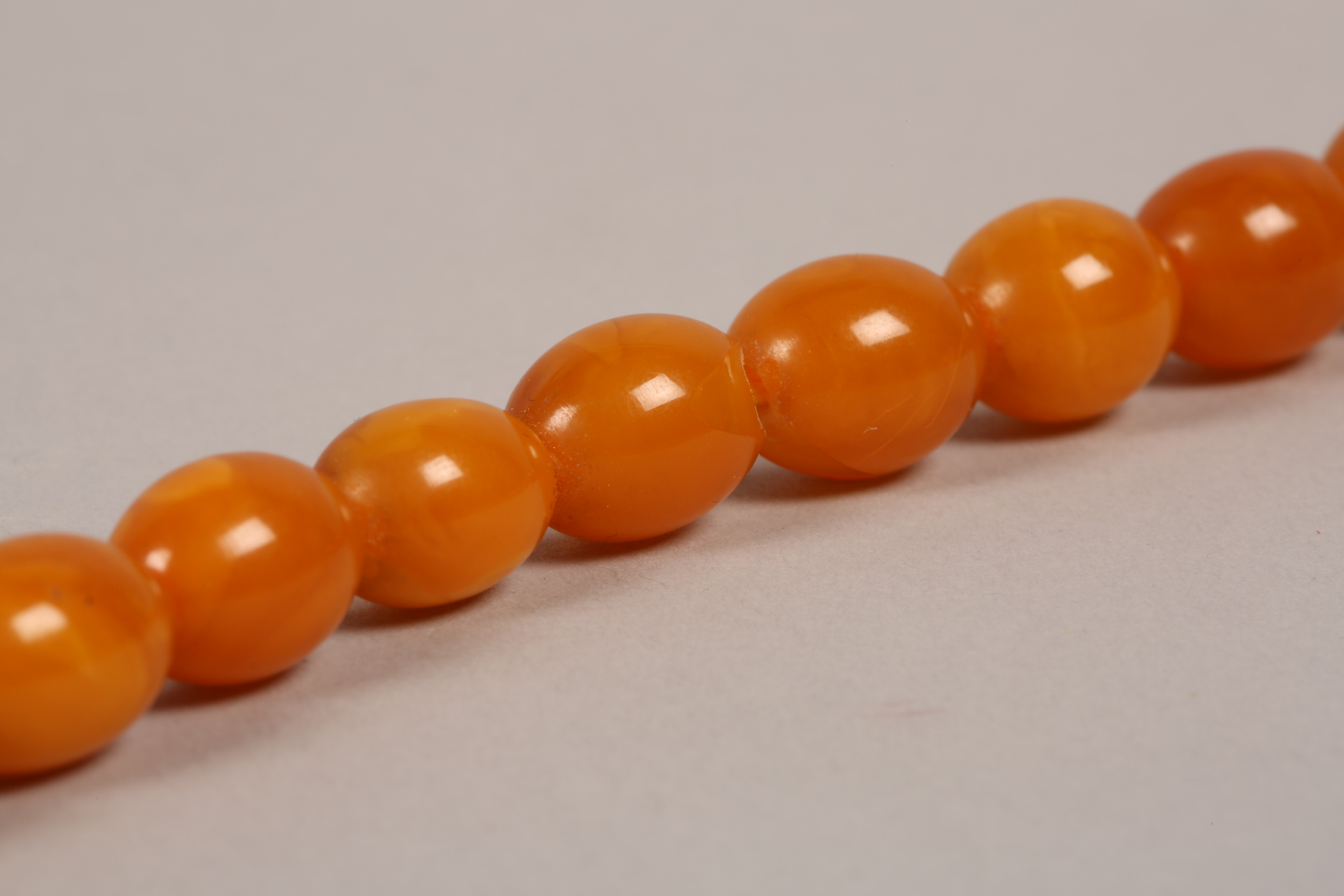 19th Century amber bead necklace (restrung) 69cm long, largest bead 20mm x 25mm. 53g - Image 7 of 7