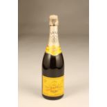1955 Veuve Clicquot Ponsardin Vintage Champagne, 75cl this is one of the Veuve Clicquots best