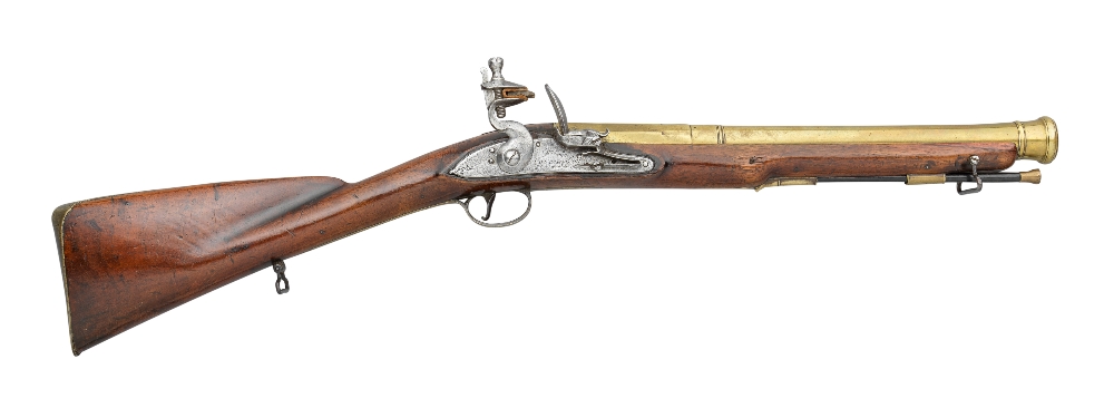 AN IRISH FLINTLOCK BLUNDERBUSS BY HUTCHINSON, DUBLIN, LATE 18TH CENTURY with multi-stage brass