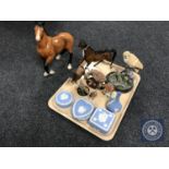 A tray of animal ornaments including Goebel robins, Royal Doulton horse,