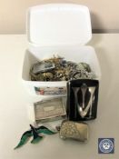 A box of costume jewellery, vesta cases,