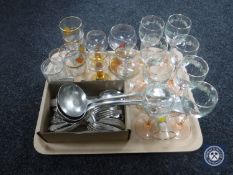 A tray of assorted glass ware,