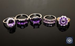 Five silver amethyst set dress rings (5)