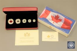 A Canadian Mint 2015 Fine Silver Fractional Set, The Maple Leaf, comprising 1oz $5, 1/2oz $4.