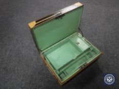 A Diamond Jubilee Patent Dispatch box