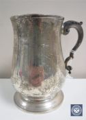 A silver tankard, height 13 cm, London,