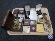 A tray of costume jewellery, boxed rings, necklaces etc.