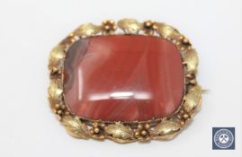 A Victorian yellow metal agate brooch