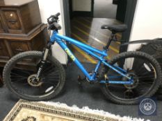 A gent's GT aluminium framed front suspension mountain bike