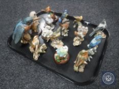 A tray of Beswick figure of a Kingfisher together with seventeen other bird figures