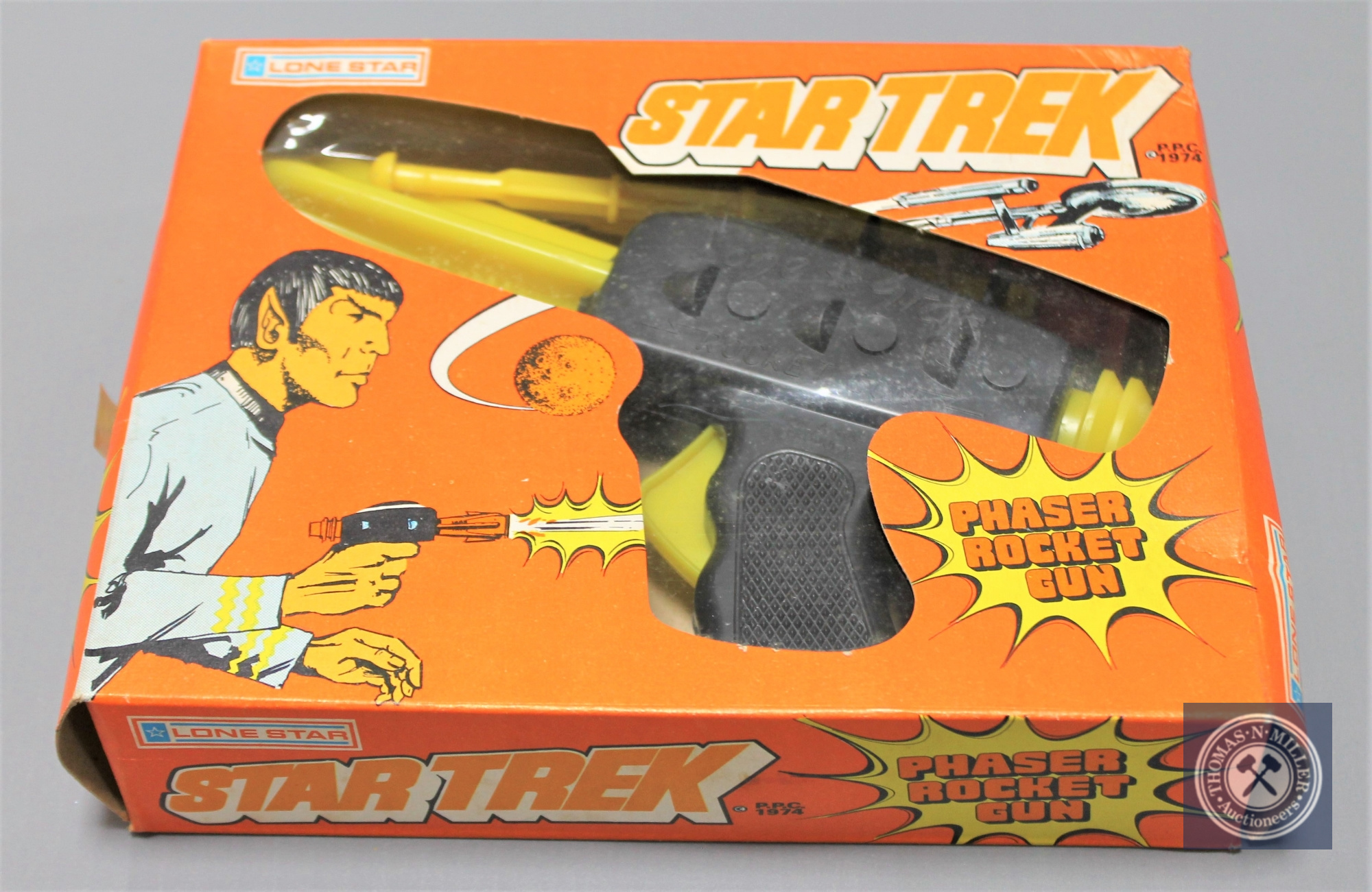 A Paramount Pictures Corporation (1974) Lone Star Productions Ltd Star Trek Phaser Rocket Gun,