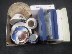 A box of collector's plates - Doulton, Worcester, Maling pieces,