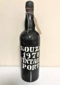 One bottle of port - Souza 1978 vintage CONDITION REPORT: Some leakages.