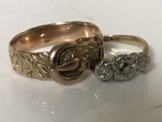 A 9ct gold buckle ring,