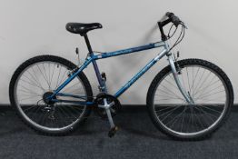 A Dawes Zenta 21 gear mountain bike, with comfort saddle,