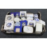 Boxed and unboxed Ringtons Masons blue and white china