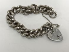 A heavy gauge silver padlock bracelet CONDITION REPORT: 58g