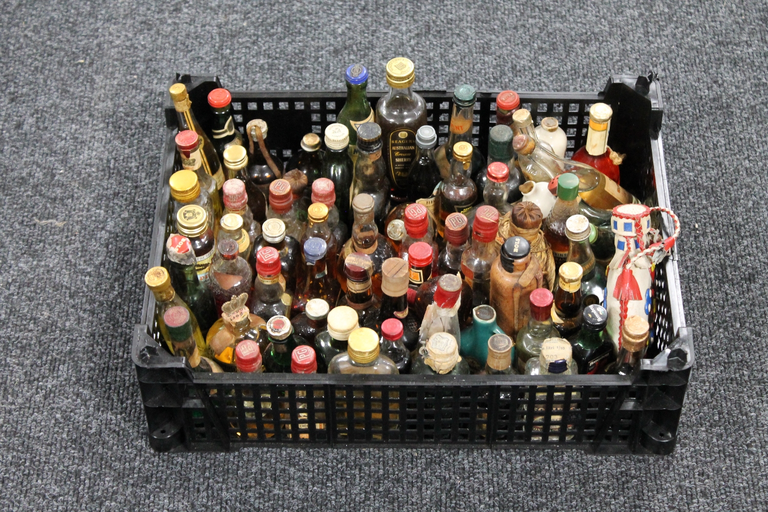 A basket of a quantity of alcohol miniatures
