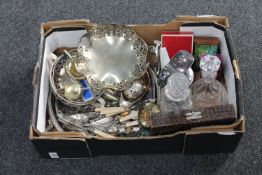 A box of assorted plated wares, cased and un-cased cutlery,