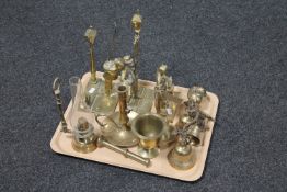 A tray of assorted brass to include three brass figures, lamplighter and blacksmith etc,