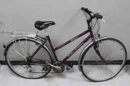 A lady's Raleigh Pioneer hybrid bike