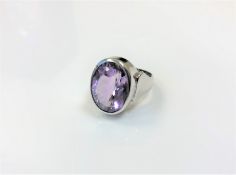 A 9ct white gold amethyst ring, size L CONDITION REPORT: 6.