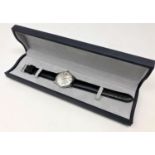 A gent's stainless steel Longines Conquest automatic calendar centre seconds wristwatch,