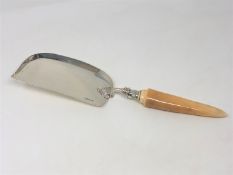 A Victorian ivory-handled silver crumb scoop, Henry Wigfull, Sheffield 1900,