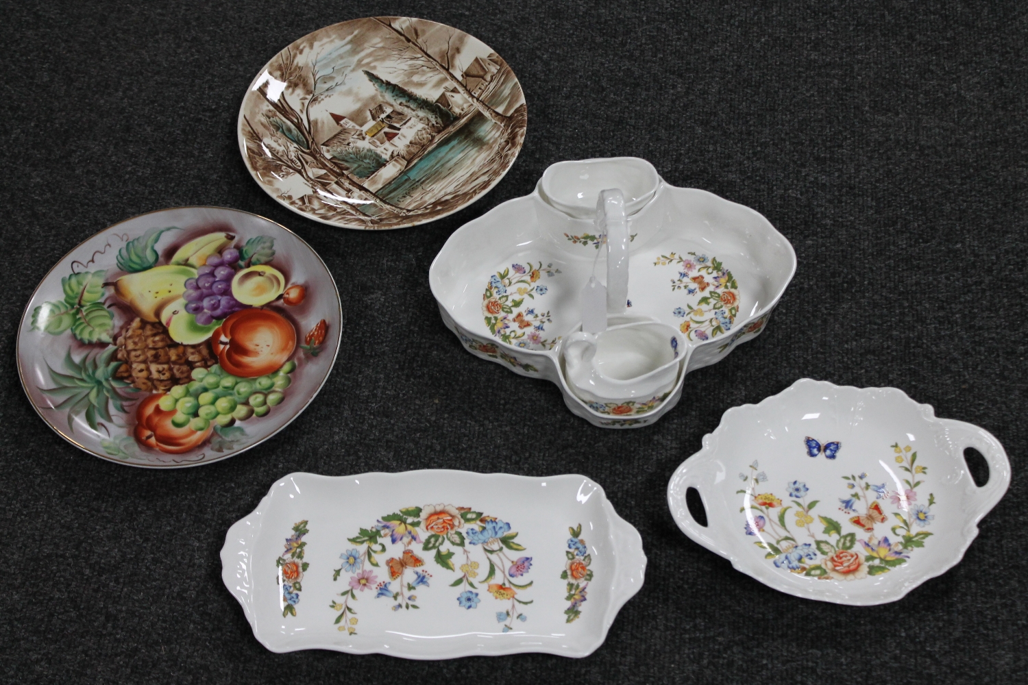 An Aynsley cottage garden three piece serving set together with two further Aynsley dishes and two