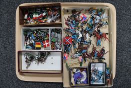 A tray of mid twentieth century hand painted lead figures including soldiers of the world,