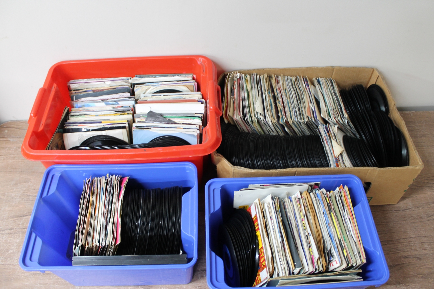 Four boxes of 7" singles : pop, 60's,