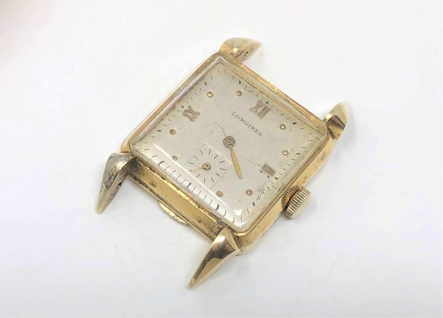 A vintage gent's 14ct gold Longines wristwatch CONDITION REPORT: Case weighs 11.3g.