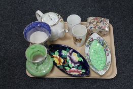 A tray of Maling ware : trinket dish, vase,