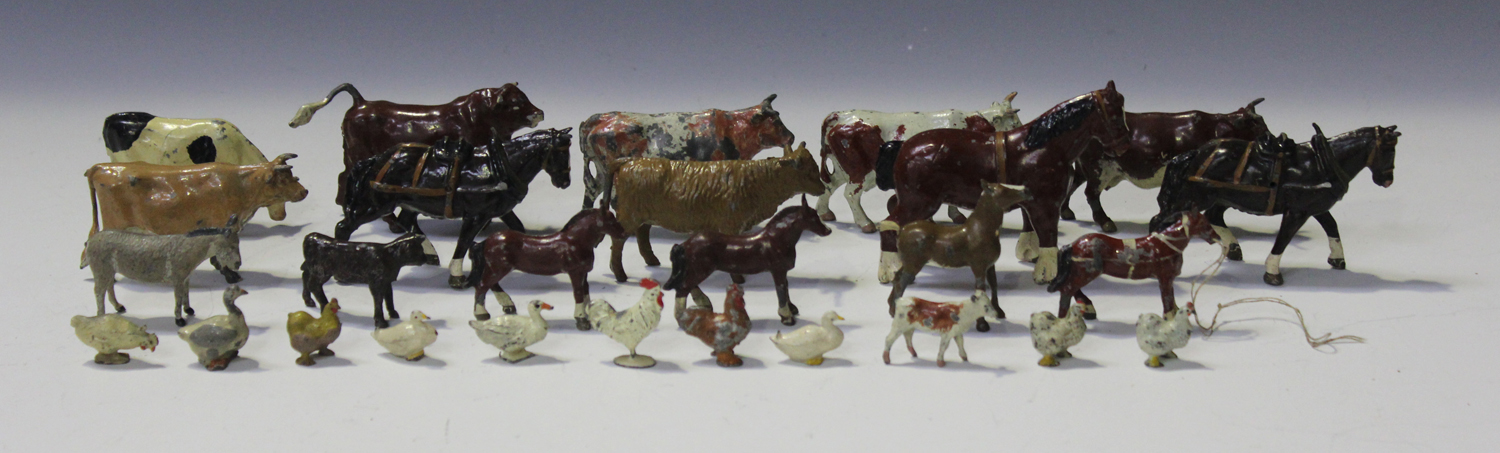 A collection of Britains and other lead figures and accessories, including farm animals, various - Image 3 of 3
