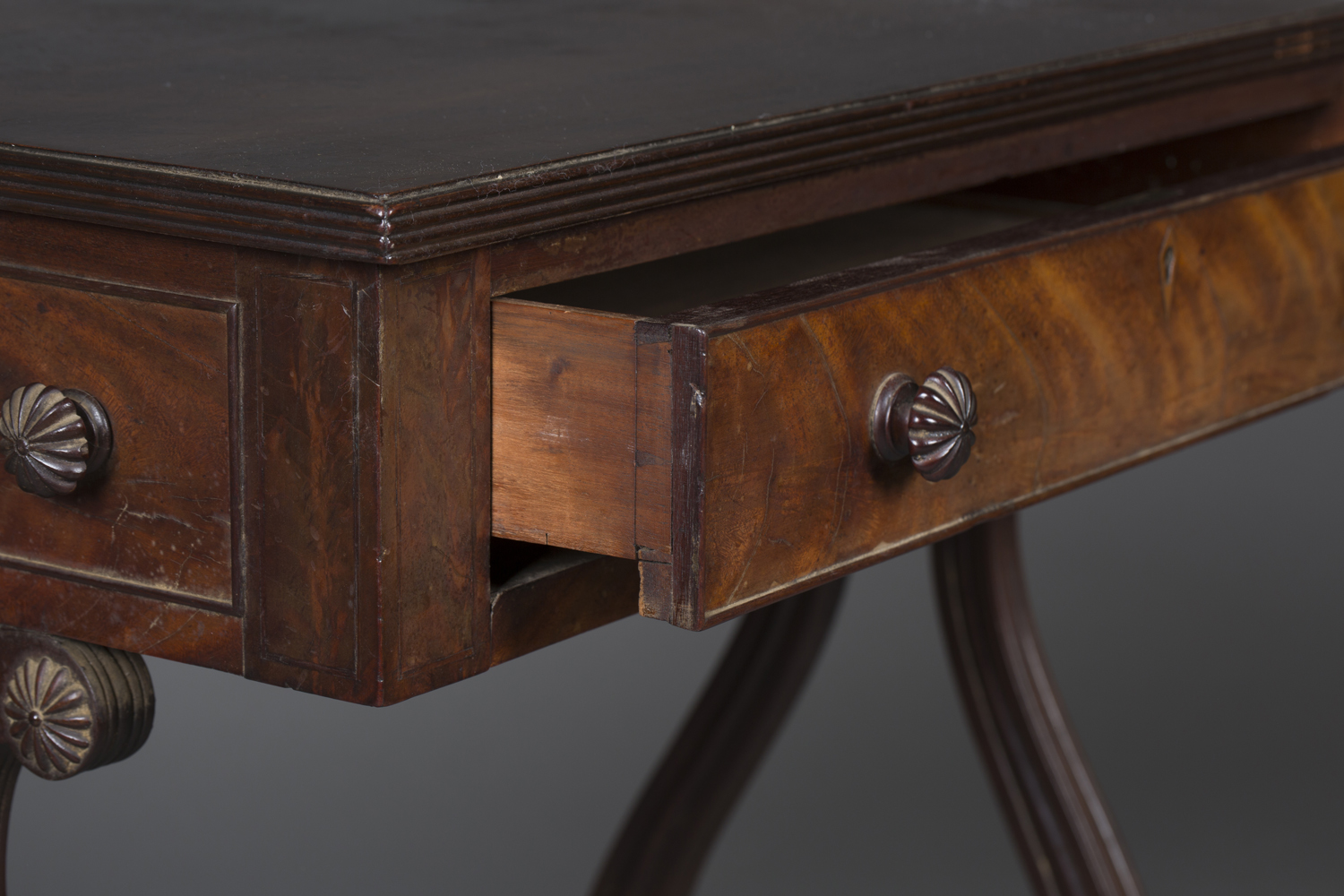 A small Regency figured mahogany rectangular centre table, in the manner of Gillows, fitted with a - Image 5 of 5