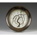 A David Leach studio pottery stoneware circular Willow charger, decorated with a wax-resist