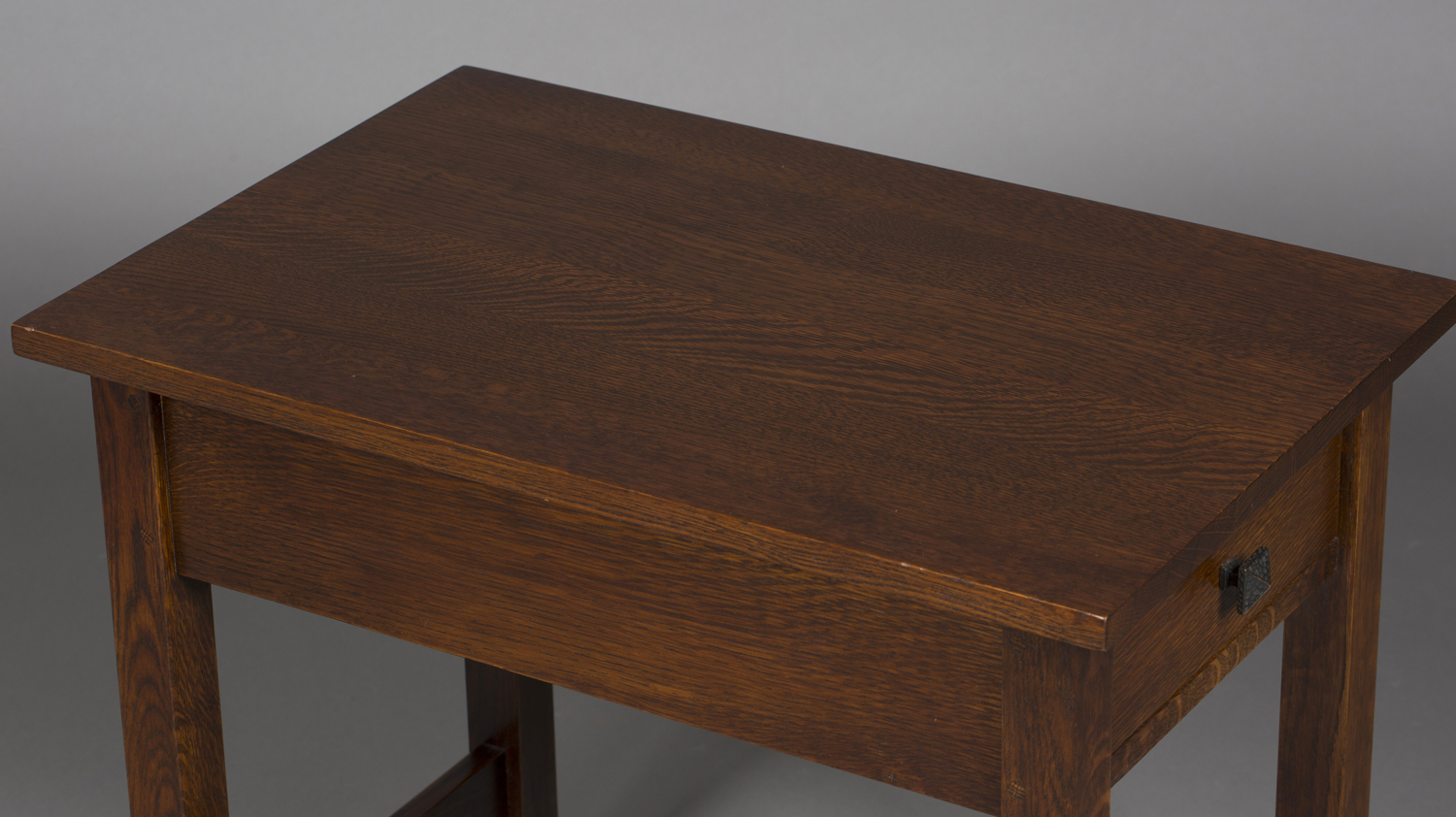 A modern American Arts and Crafts style stained oak side table, after a design by Gustav Stickley, - Image 4 of 4