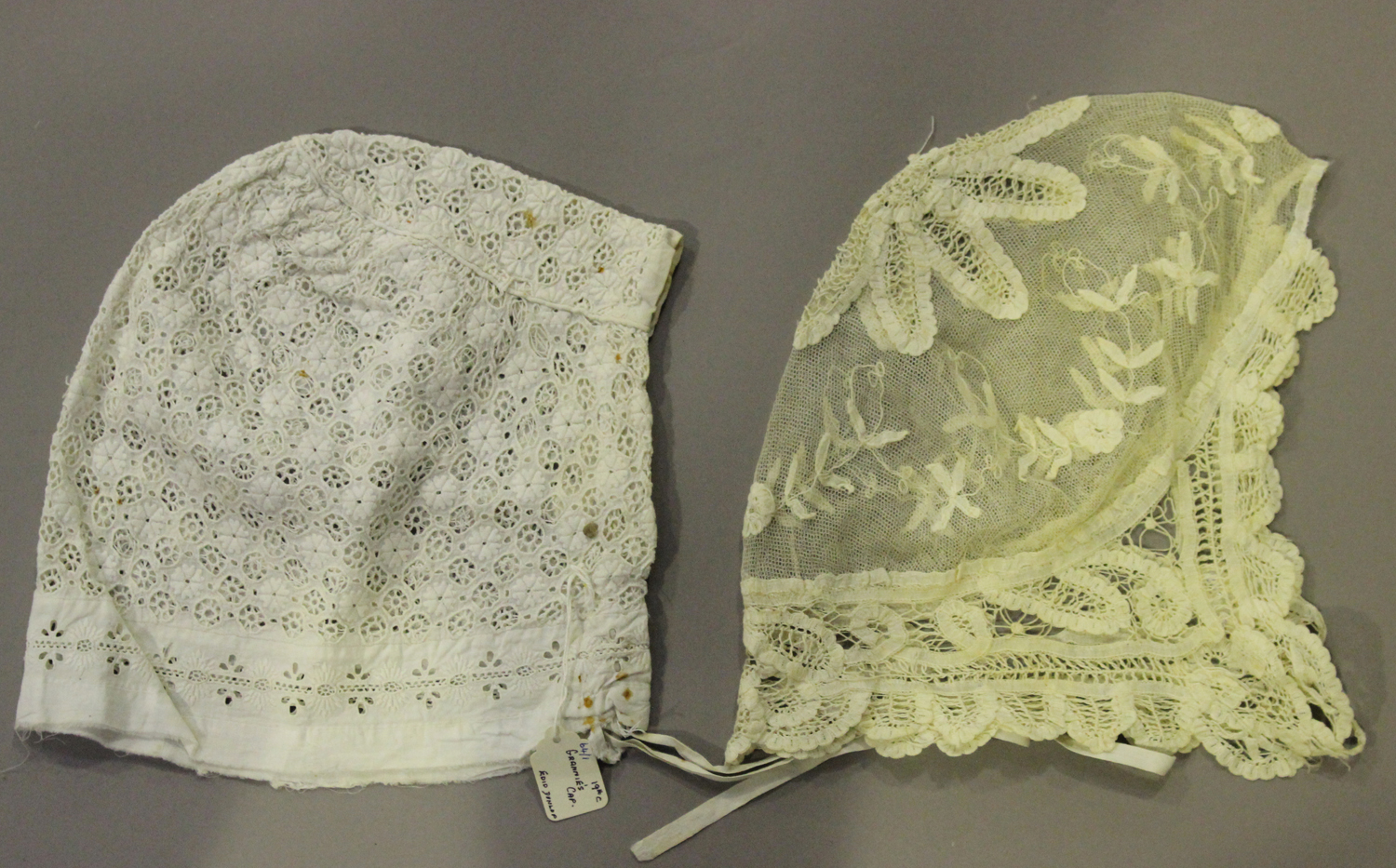 A group of fifteen mainly Victorian babies' caps, the majority with decorative lacework, including - Image 4 of 4