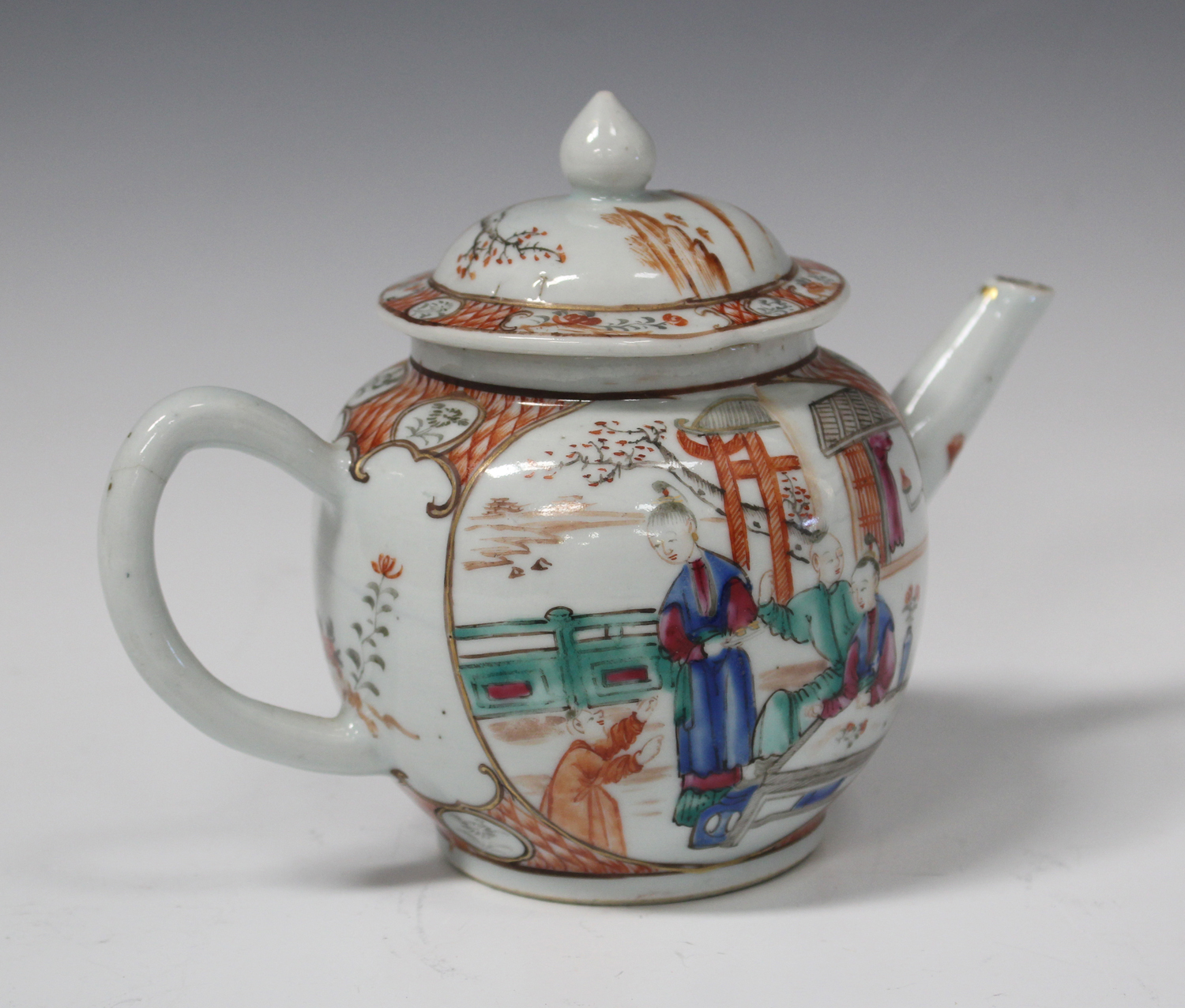 A Chinese famille rose export porcelain globular teapot and domed cover, Qianlong period, painted - Image 6 of 7