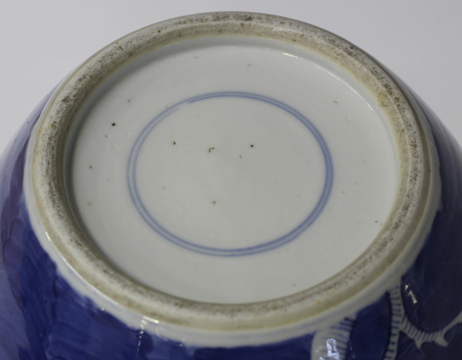 A Chinese blue and white porcelain jardinière, late 19th century, of steep-sided circular form, - Image 2 of 4