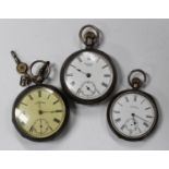 An American Waltham Watch Co sterling silver cased keyless wind open-faced gentleman's pocket watch,