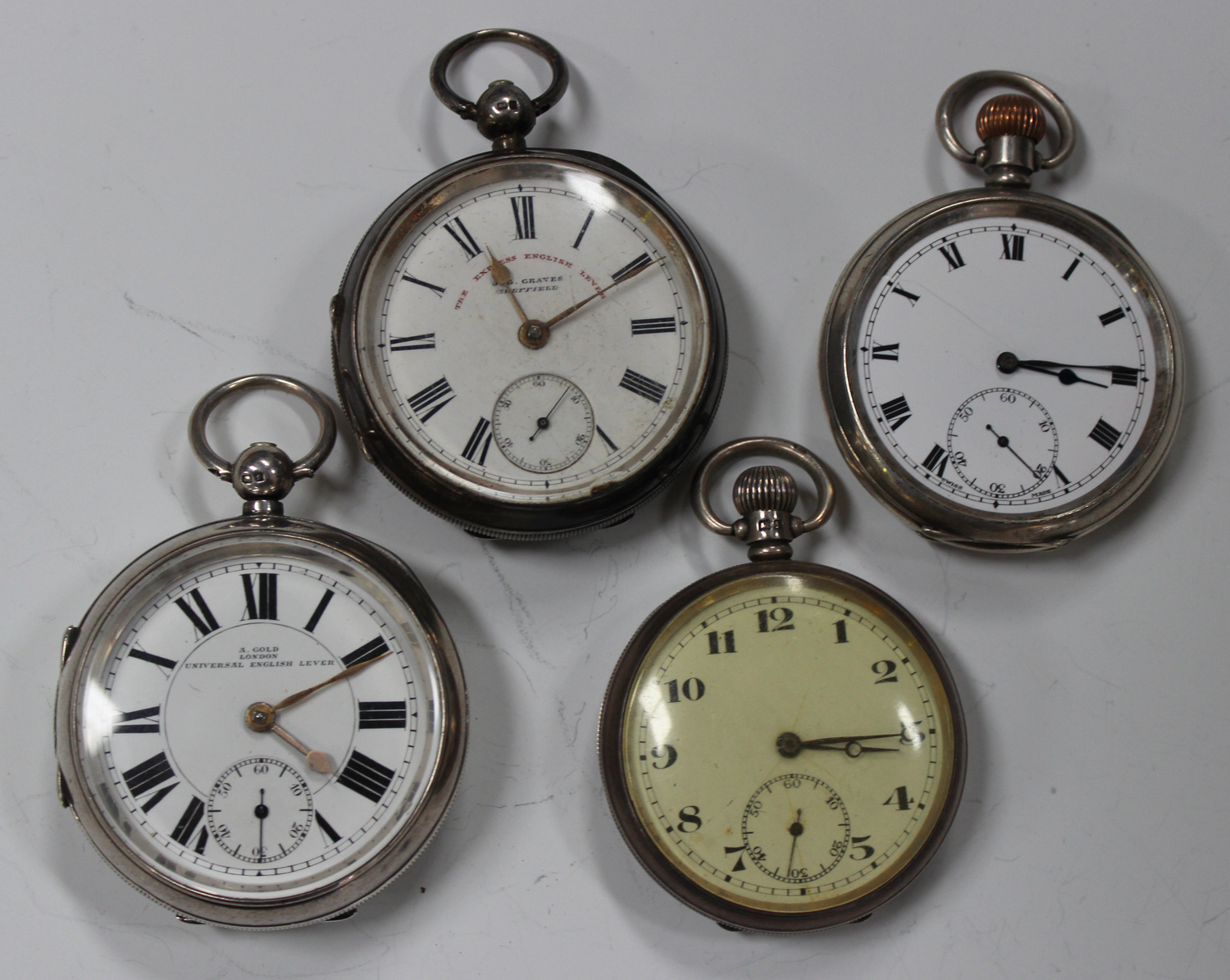 A silver cased keywind open-faced gentleman's pocket watch, the gilt lever movement detailed to