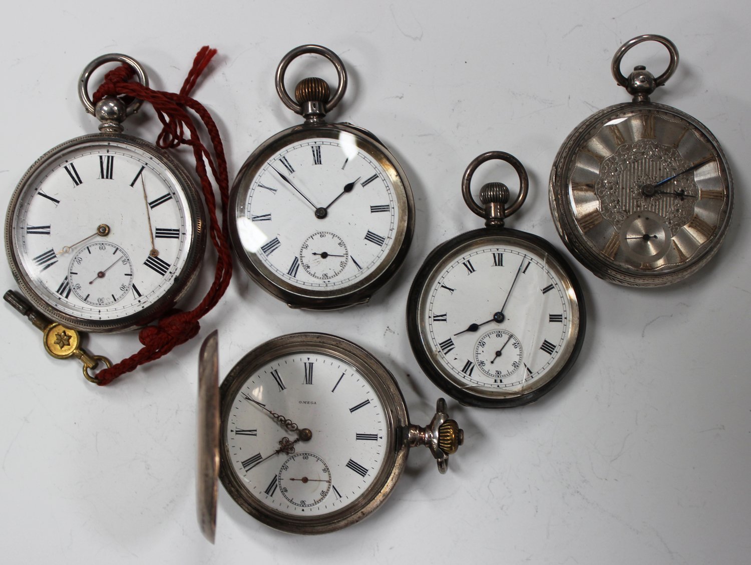 An Omega hunting cased gentleman's pocket watch, the gilt movement with a lever escapement, the