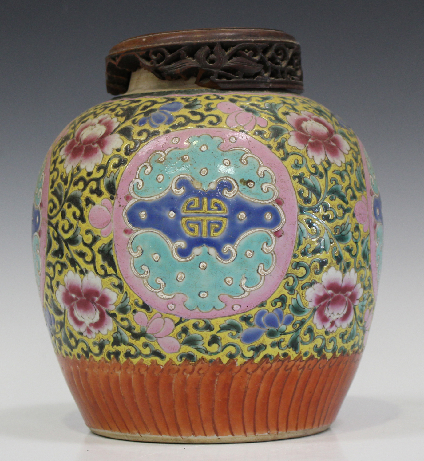 A Straits Chinese Peranakan or Baba-Nyonya famille rose enamelled porcelain ovoid ginger jar, 19th - Image 5 of 7