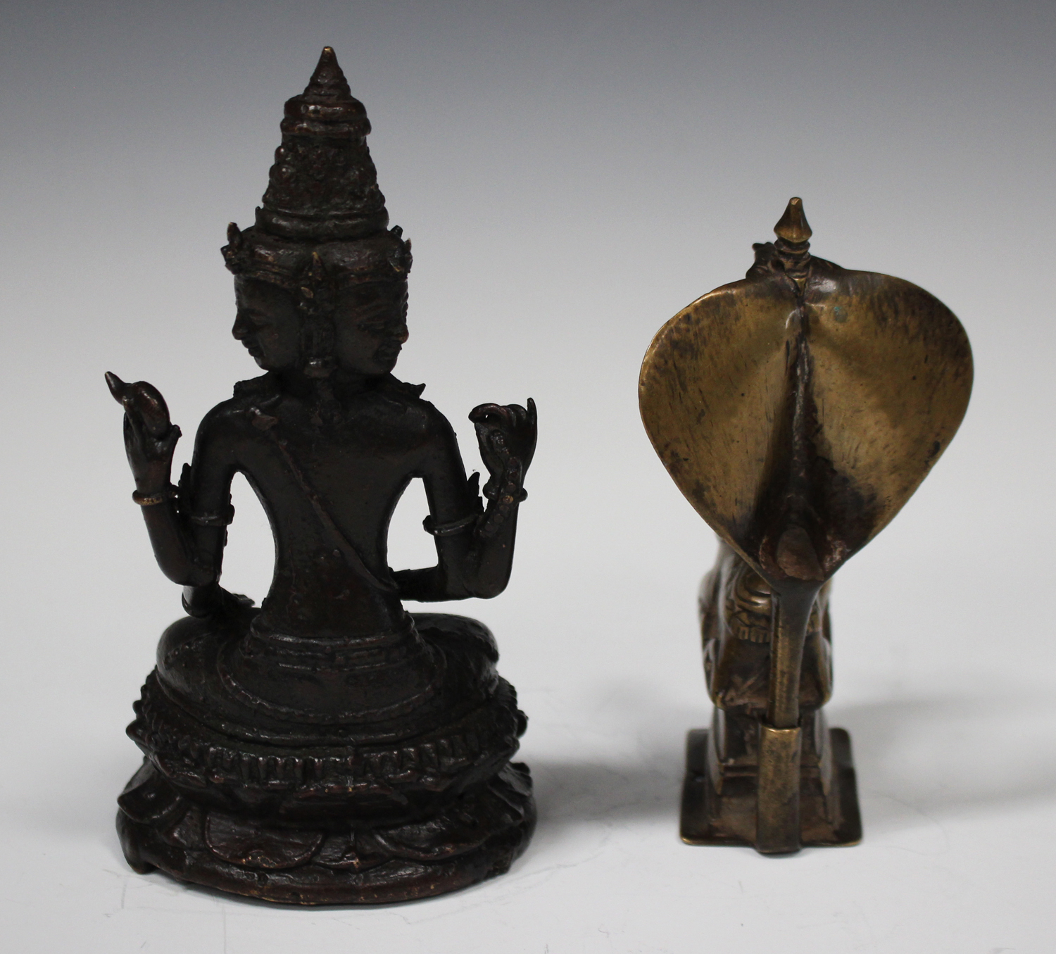 An Indian brass figure group of the Nandi bull with detachable naga (cobra) hood, 19th century, on a - Image 3 of 4
