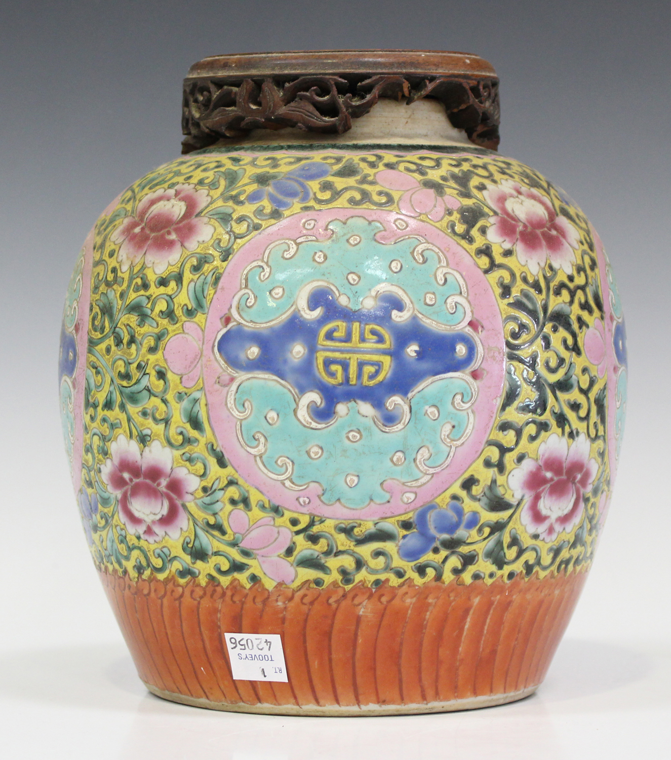 A Straits Chinese Peranakan or Baba-Nyonya famille rose enamelled porcelain ovoid ginger jar, 19th - Image 6 of 7