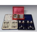 A set of six Victorian Scottish silver Queen's pattern teaspoons, Glasgow 1874 by R.T., together