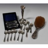 A set of six George V silver Old English pattern teaspoons, London 1912, a set of six silver Old