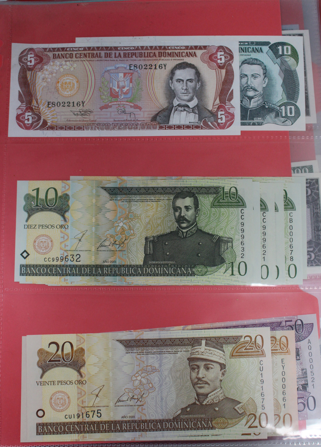 A large collection of 20th century and early 21st century South American banknotes, in three - Image 8 of 16