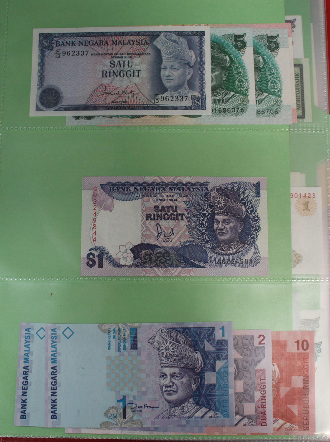 A collection of 20th century and early 21st century banknotes, mainly South-east Asian, including - Image 6 of 10